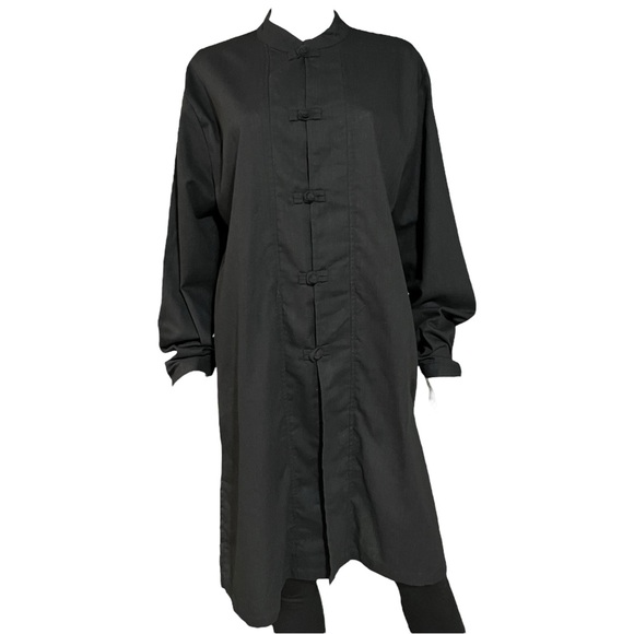 Xing Long Black Knotted Button Long Shirt, 5XL - Picture 9 of 12